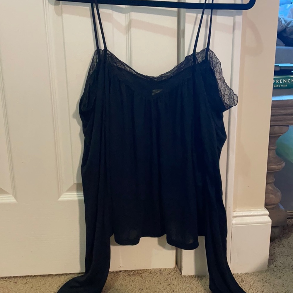 Black off the shoulder flowy sleeves blouse